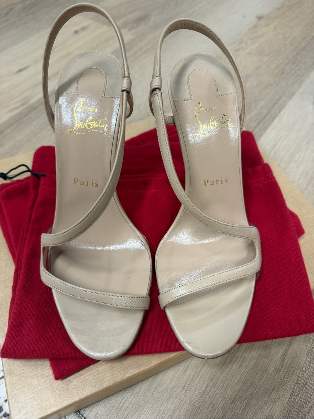 Christian Louboutin Nude Rosa Z